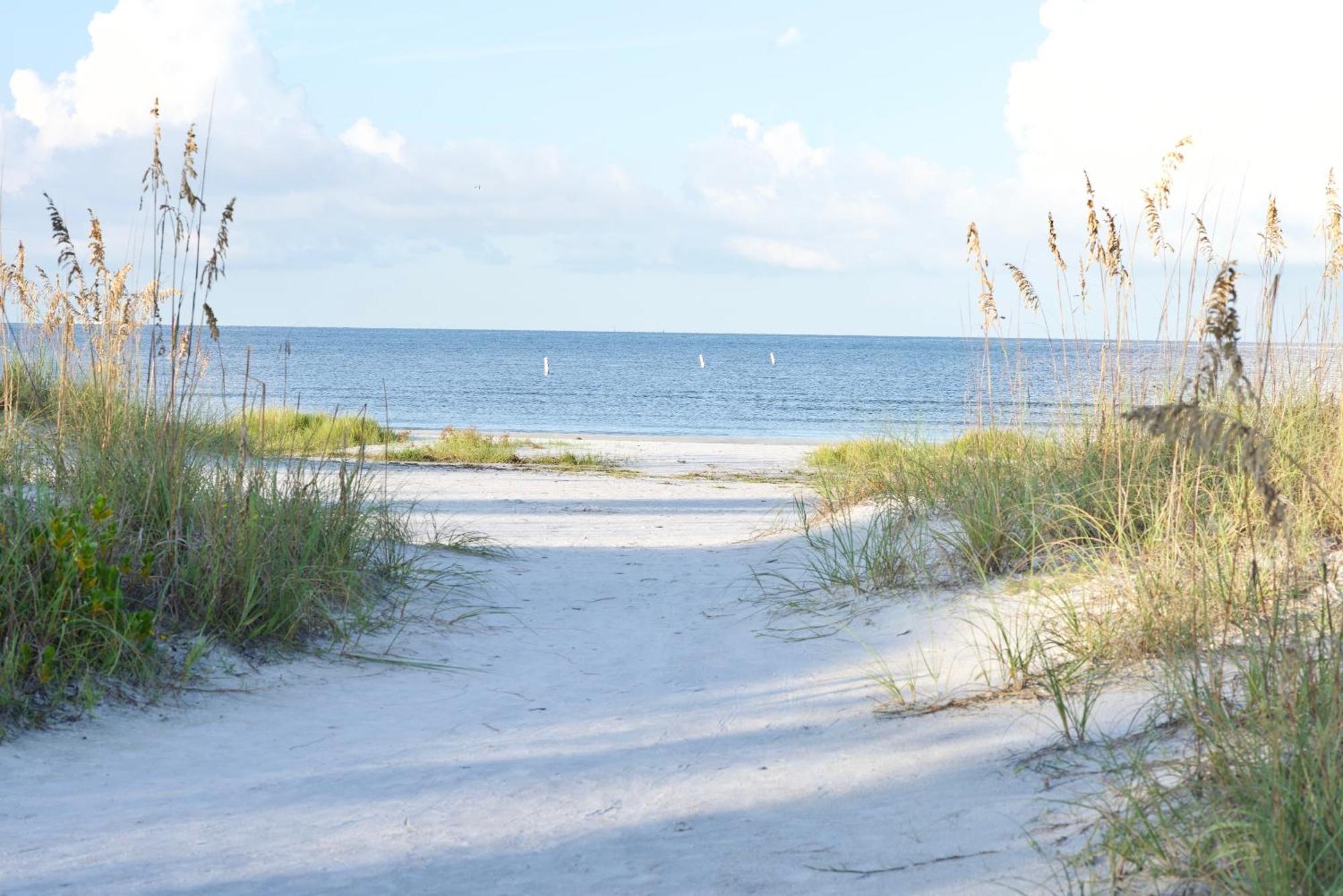 Beach Bungalow 1 By Sun Palace Vacations Fort Myers Beach Dış mekan fotoğraf